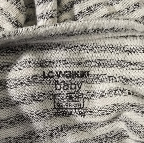 LC Waikiki baby Striped Long Sleeve Top size 24 months gender neutral - Picture 4 of 5